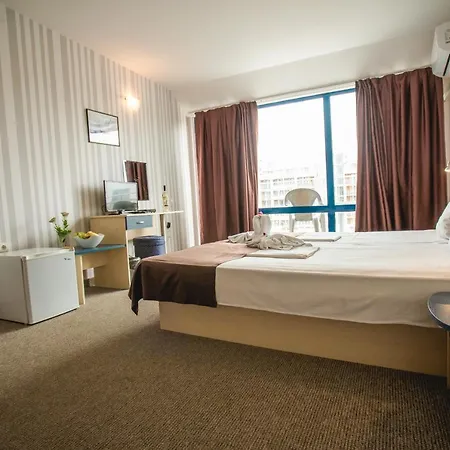 Hotel Bohemi And Free Parking Słoneczny Brzeg