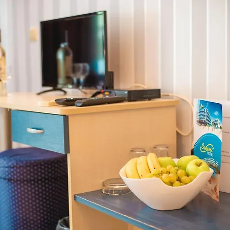 Bohemi And Free Parking Hotel Słoneczny Brzeg