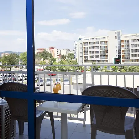 Hotel Bohemi And Free Parking Słoneczny Brzeg